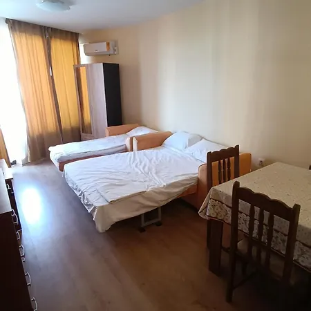попов Appartement
